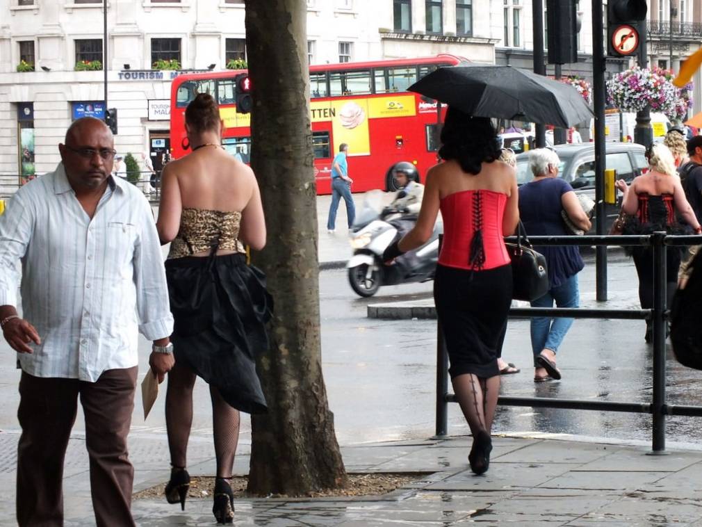 Român din Londra, victima unui criminal în serie?