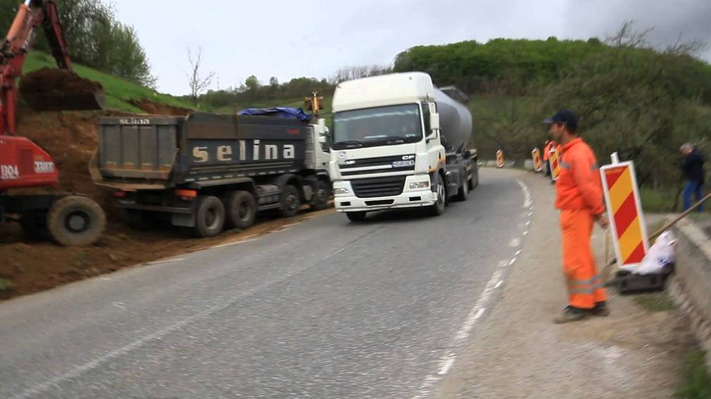 DRUMURILE NAȚIONALE, MODERNIZATE CU 4 KILOMETRI PE AN