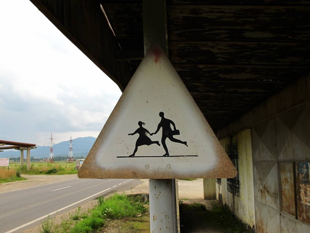 Pe ce mai aruncă CNAIR cu milioane de euro
